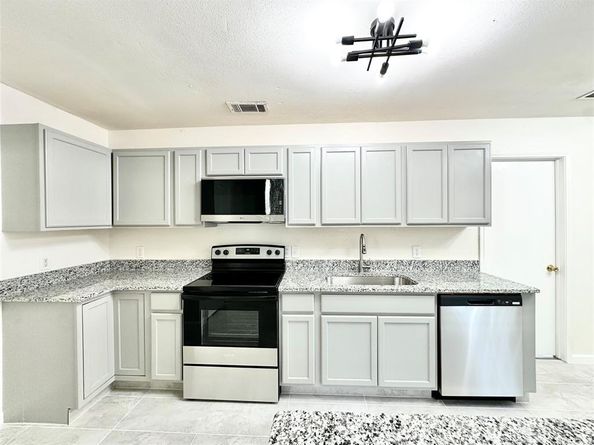 1957  Earnhardt Way , Dallas Texas 75217