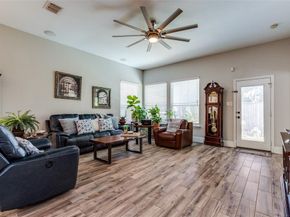 512  Maverick Drive , Lake Dallas Texas 75065