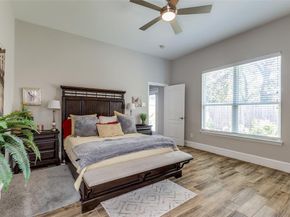 512  Maverick Drive , Lake Dallas Texas 75065