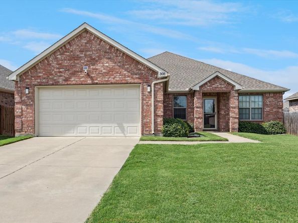 308  Valley Drive , Aubrey Texas 76227