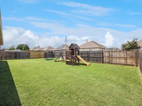 308  Valley Drive , Aubrey Texas 76227
