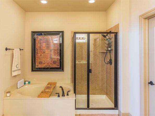 4237  Riverview Drive , Carrollton Texas 75010