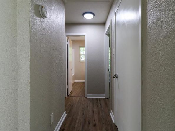 2420 E Kiest Boulevard , Dallas Texas 75216