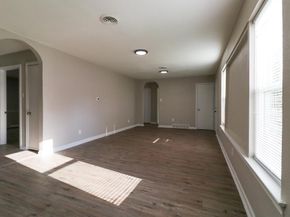 2420 E Kiest Boulevard , Dallas Texas 75216