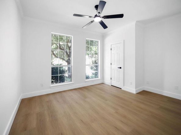 7505  Larchmont Drive , Dallas Texas 75252