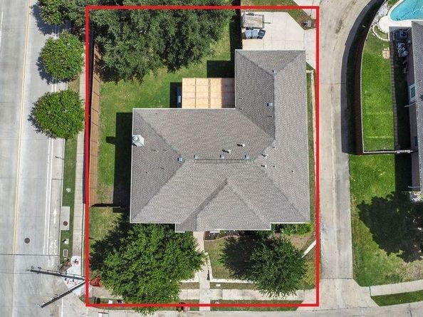 7505  Larchmont Drive , Dallas Texas 75252