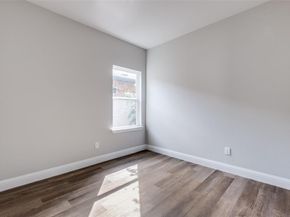 1356 S Denley Drive , Dallas Texas 75216