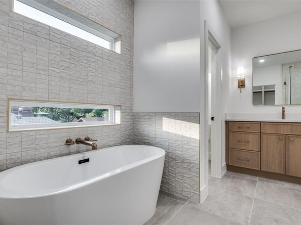 514 S Glasgow Drive , Dallas Texas 75223