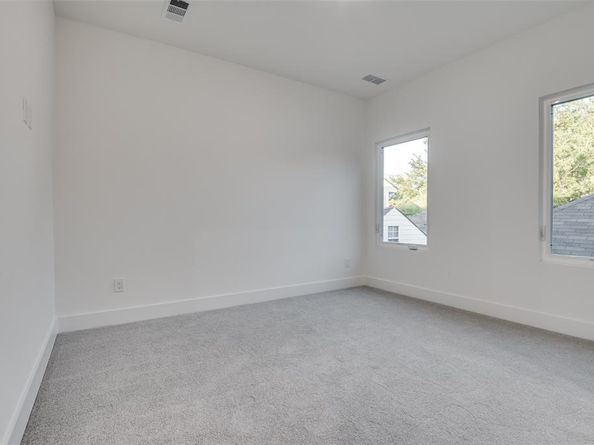 514 S Glasgow Drive , Dallas Texas 75223