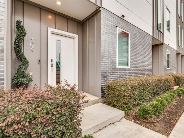 1771  Mccoy Street  104, Dallas Texas 75204