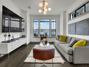 1014  Manacor Lane , Dallas Texas 75212