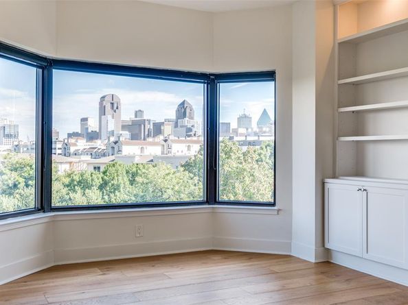 3030  Mckinney Avenue  502, Dallas Texas 75204