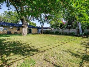 1725  Emerald Street , Grand Prairie Texas 75051