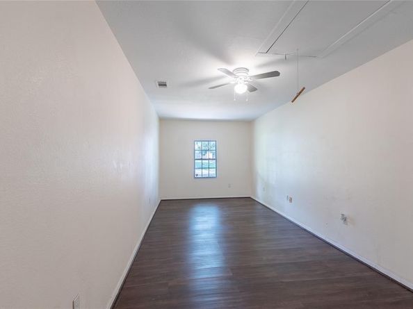 11323  Lanewood Circle , Dallas Texas 75218