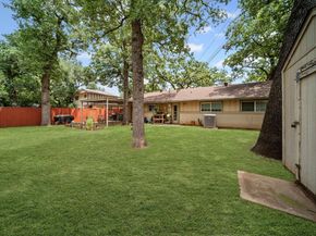 2807  Hollywood Drive , Arlington Texas 76013