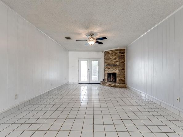 1801  Camelot Cove , Plano Texas 75074