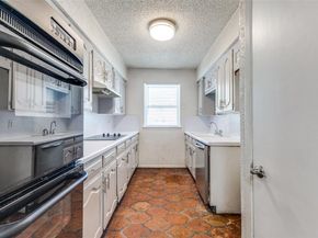 1801  Camelot Cove , Plano Texas 75074