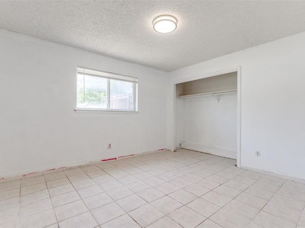1801  Camelot Cove , Plano Texas 75074