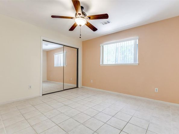 1801  Camelot Cove , Plano Texas 75074