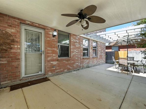 3844  Irish Setter Drive , Fort Worth Texas 76123