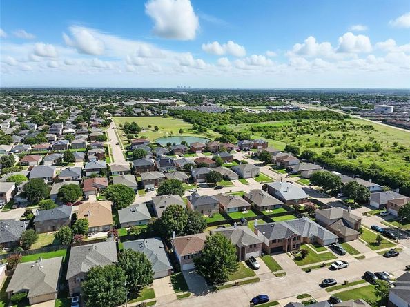 3844  Irish Setter Drive , Fort Worth Texas 76123