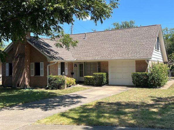 1210  Croydon Street , Irving Texas 75062
