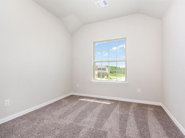 2400  Glasgow Drive , Denton Texas 76207