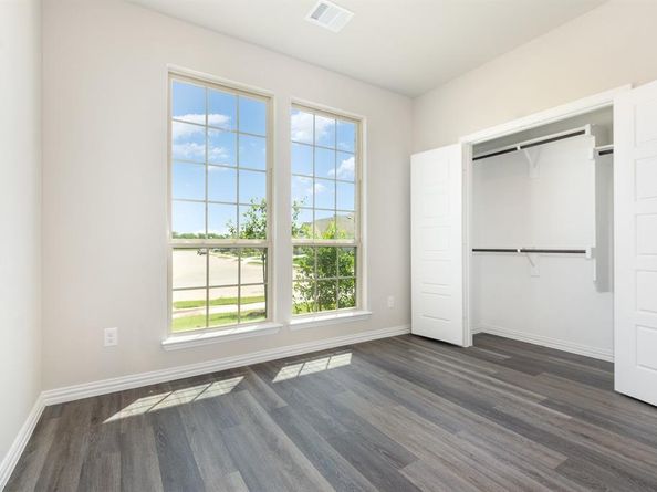 2400  Glasgow Drive , Denton Texas 76207