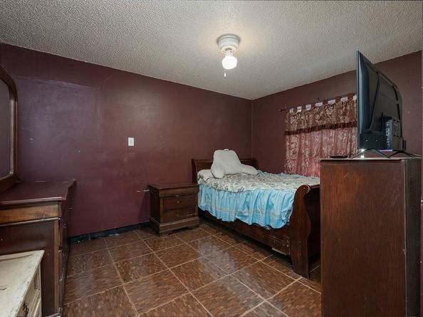 1913  Terry Drive , Grand Prairie Texas 75051