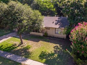 1913  Terry Drive , Grand Prairie Texas 75051