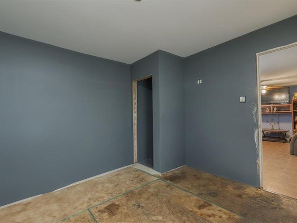 1913  Terry Drive , Grand Prairie Texas 75051