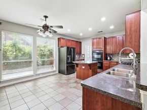 1105  Lamplight Way , Allen Texas 75013
