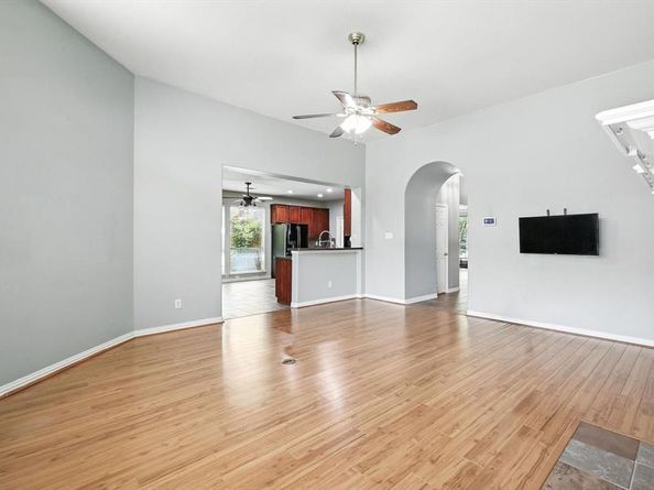 1105  Lamplight Way , Allen Texas 75013