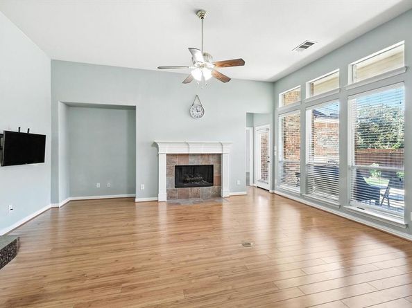 1105  Lamplight Way , Allen Texas 75013