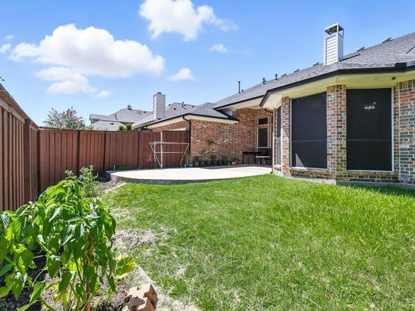 1105  Lamplight Way , Allen Texas 75013