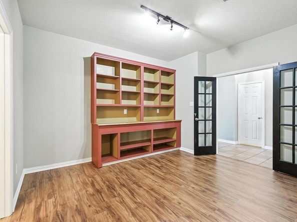 1105  Lamplight Way , Allen Texas 75013