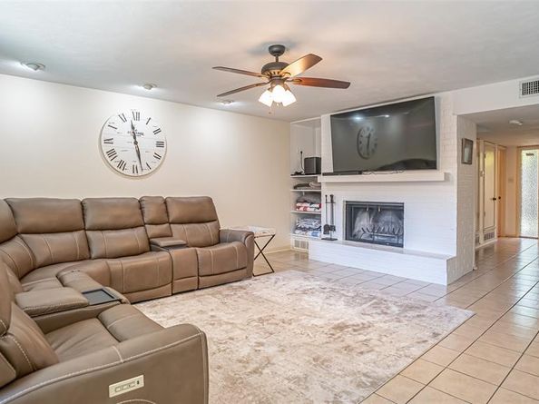 2410 S Graham Drive , Arlington Texas 76013