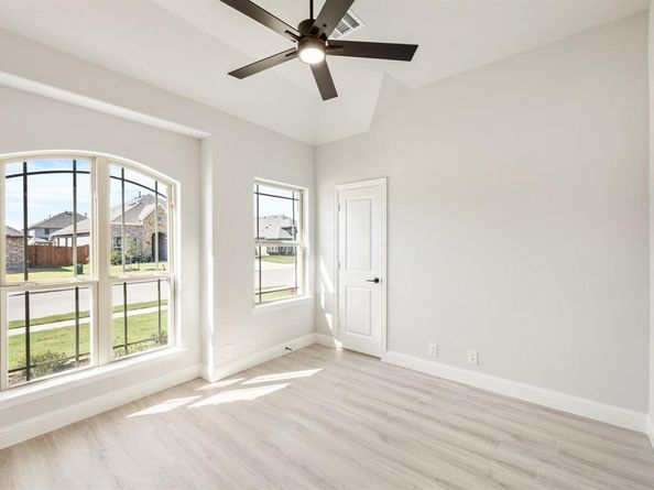 327  Atlas Cedar Drive , Glenn Heights Texas 75154