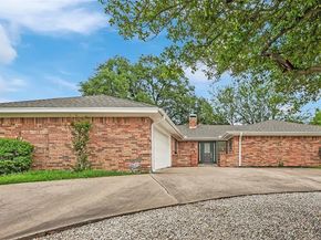 4032  Aragon Drive , Fort Worth Texas 76133
