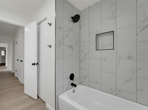 4032  Aragon Drive , Fort Worth Texas 76133