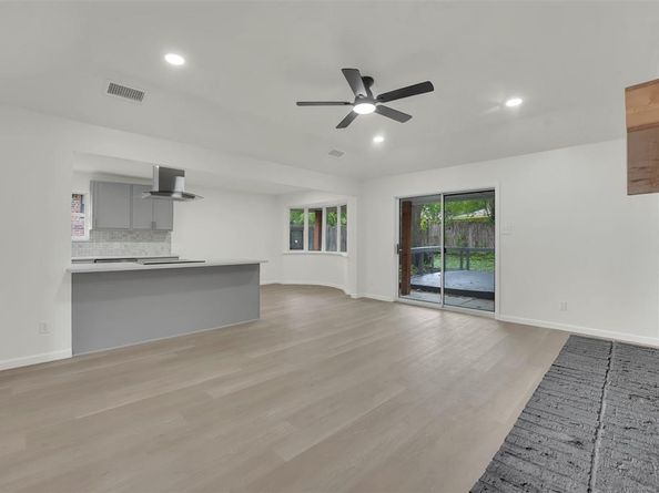 4032  Aragon Drive , Fort Worth Texas 76133
