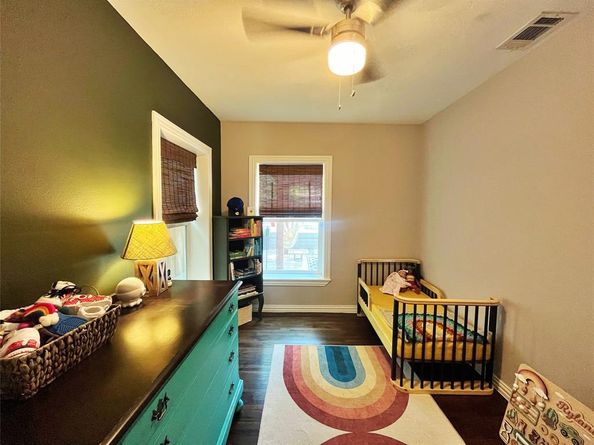 2315  Boyd Street , Dallas Texas 75224