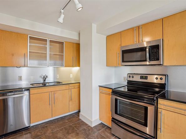 329 E Colorado Boulevard  605, Dallas Texas 75203