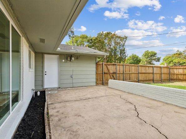 1915  Greenhaven Drive , Richardson Texas 75080