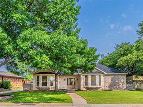 738  Laramie Drive , Lewisville Texas 75077