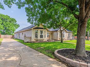 738  Laramie Drive , Lewisville Texas 75077