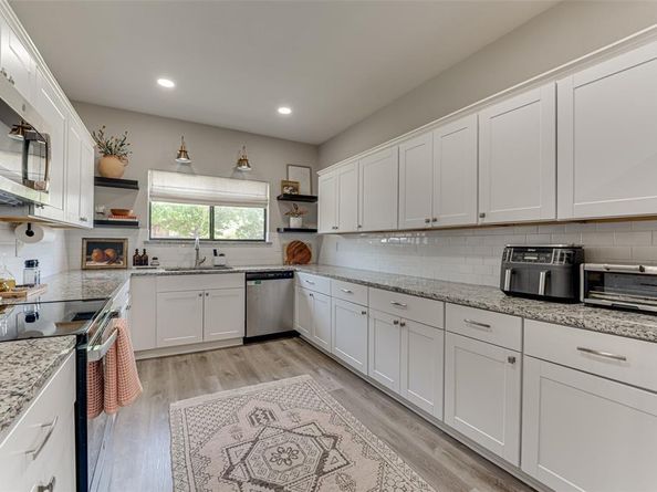 6801  Alissa Drive , Rowlett Texas 75089
