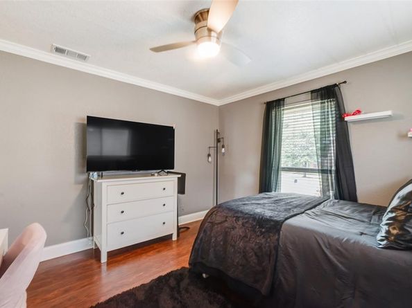 1574  College Parkway , Lewisville Texas 75077