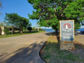 111  Gregory Drive , Heath Texas 75032