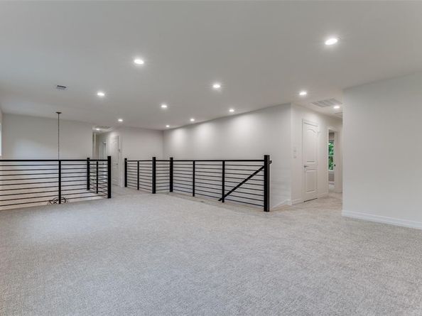 11207  Dwarfs Circle , Dallas Texas 75229